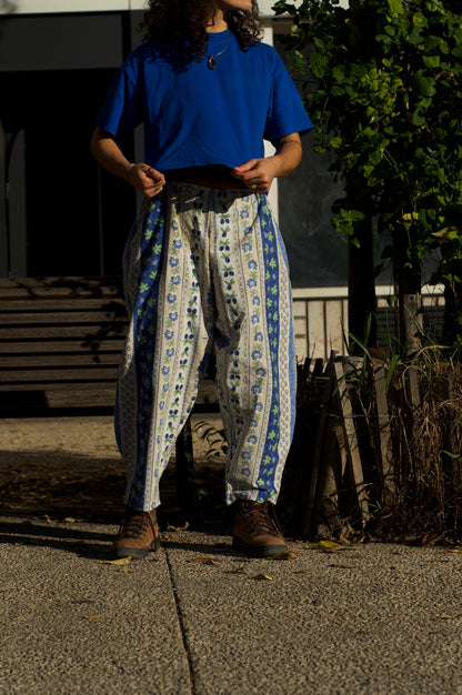 the blue olive balloon pant