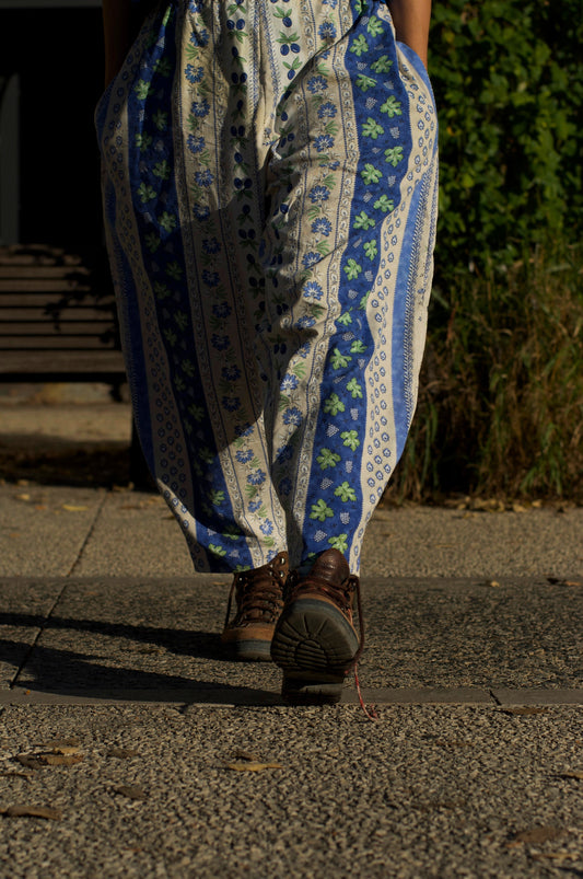 the blue olive balloon pant